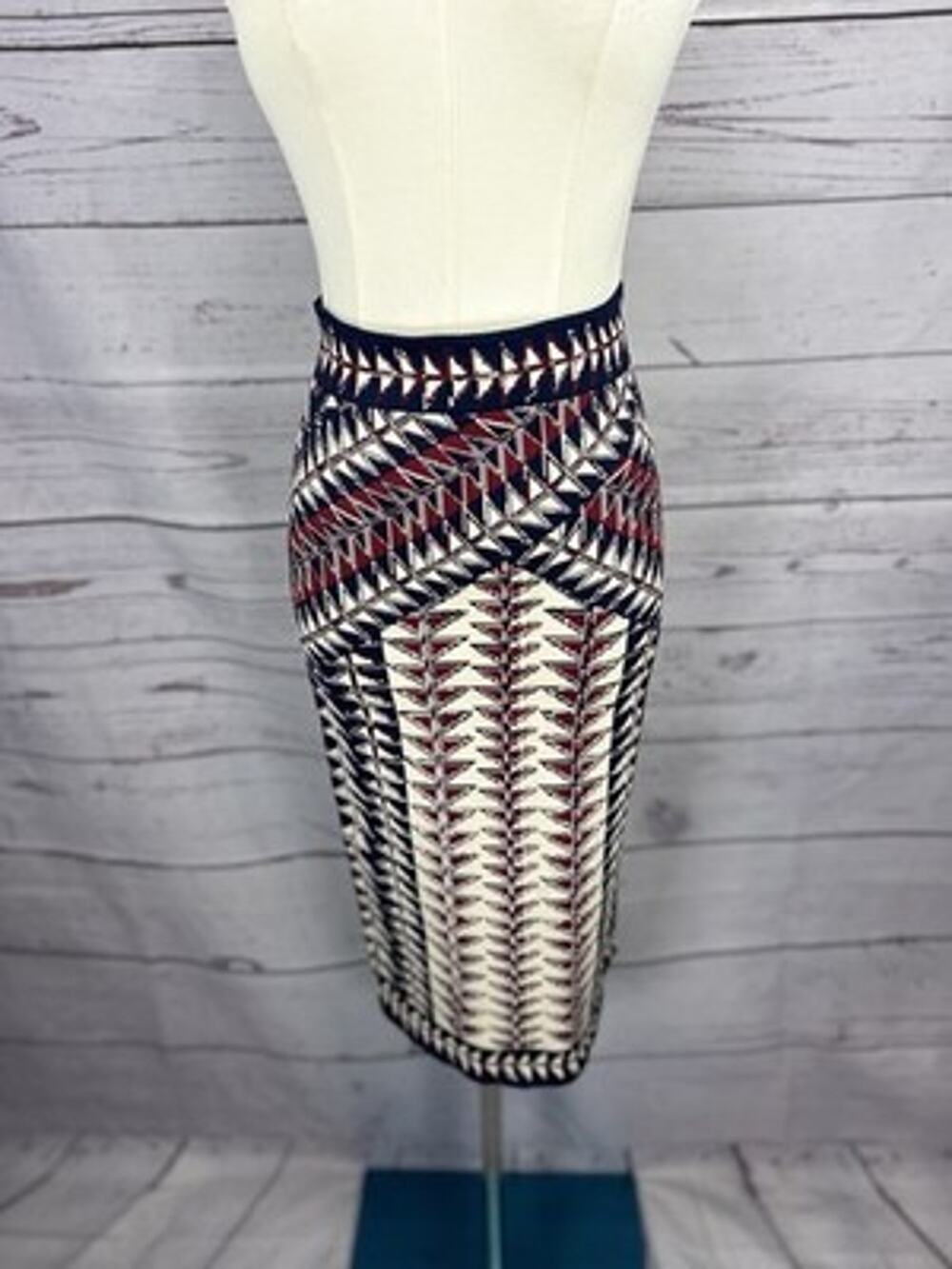 BCBGMAXAZRIA Geometric Jacquard Knit Pencil Skirt Size M